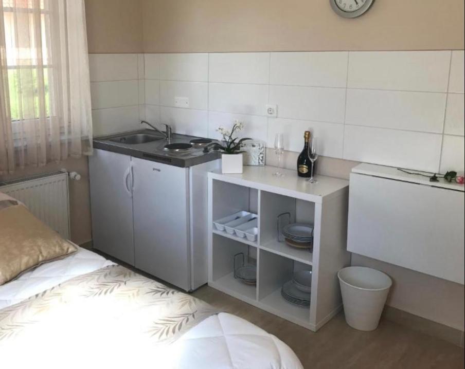 Linden Garden Apartment Postojna Luaran gambar