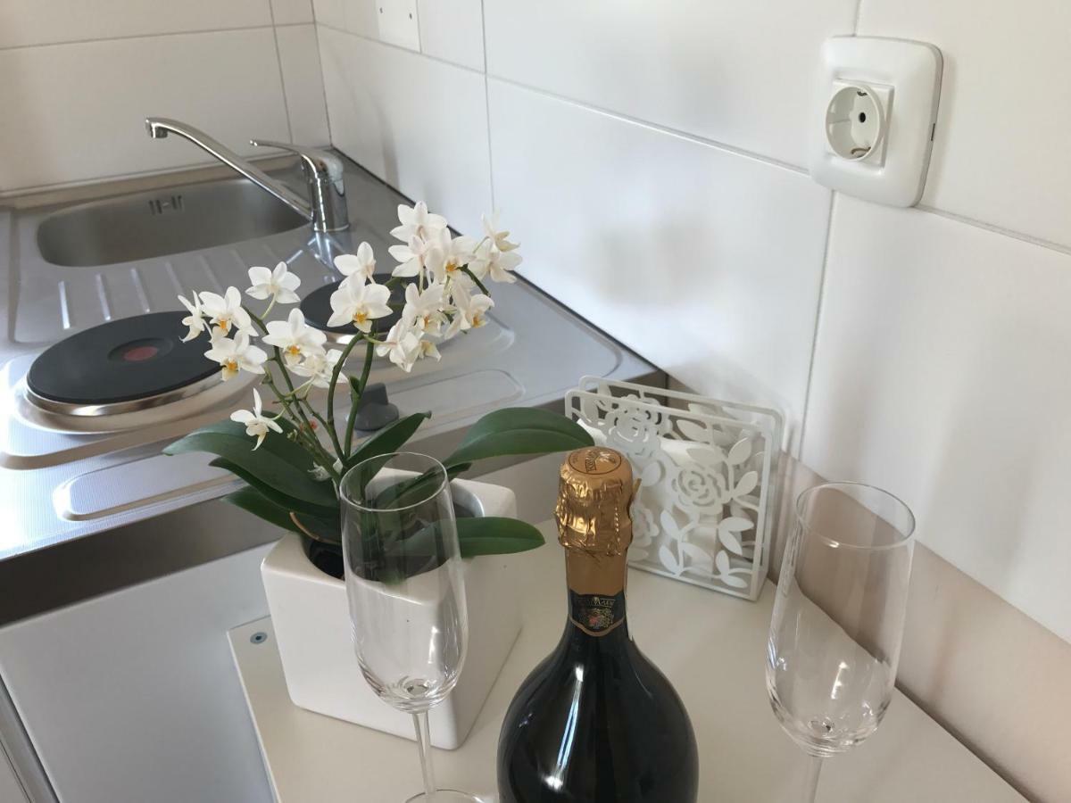 Linden Garden Apartment Postojna Luaran gambar
