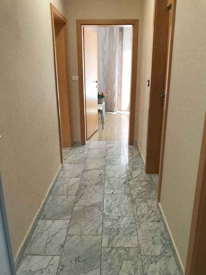 Linden Garden Apartment Postojna Luaran gambar