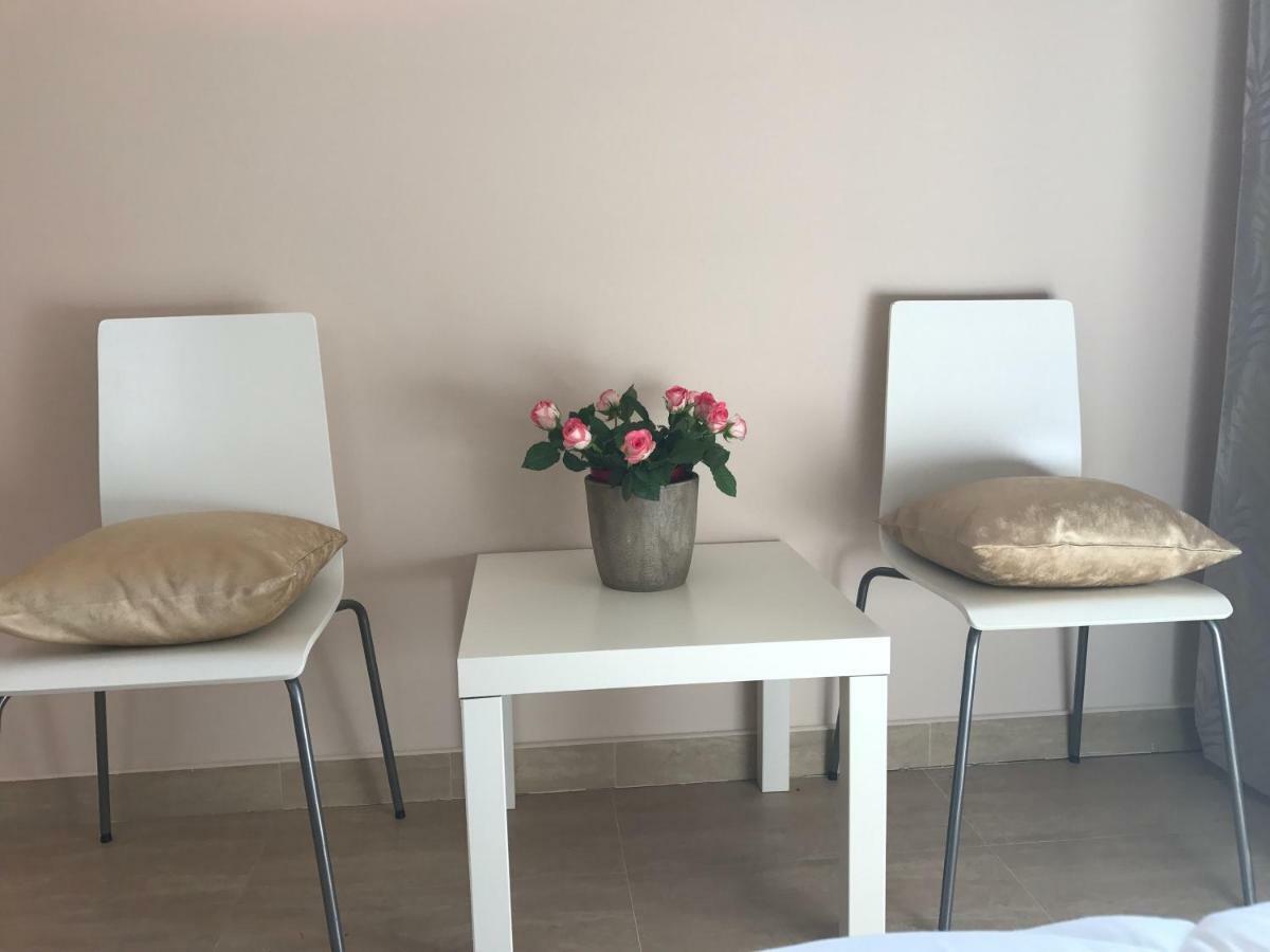 Linden Garden Apartment Postojna Luaran gambar